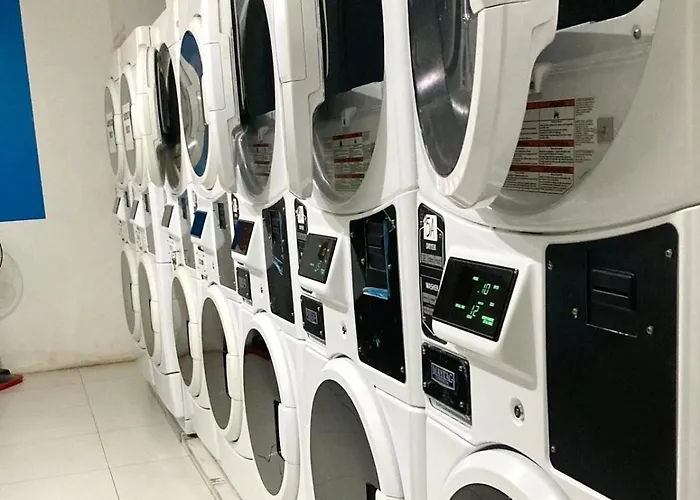 Apartment En Thuis - Mckinley Hill, Taguig Manila