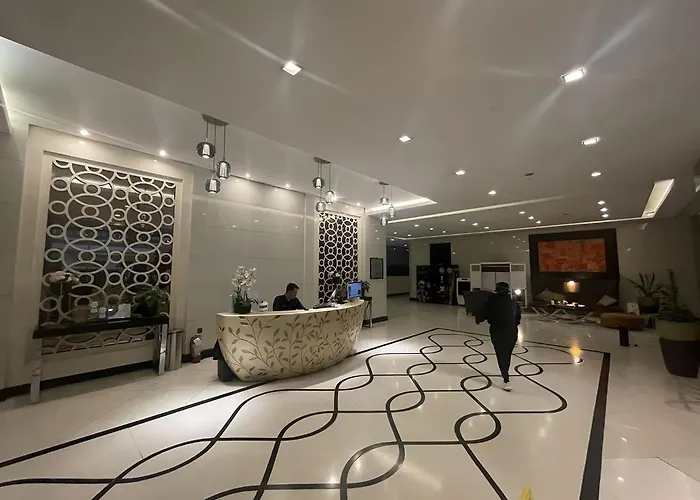 En Thuis - Mckinley Hill, Taguig * Manila